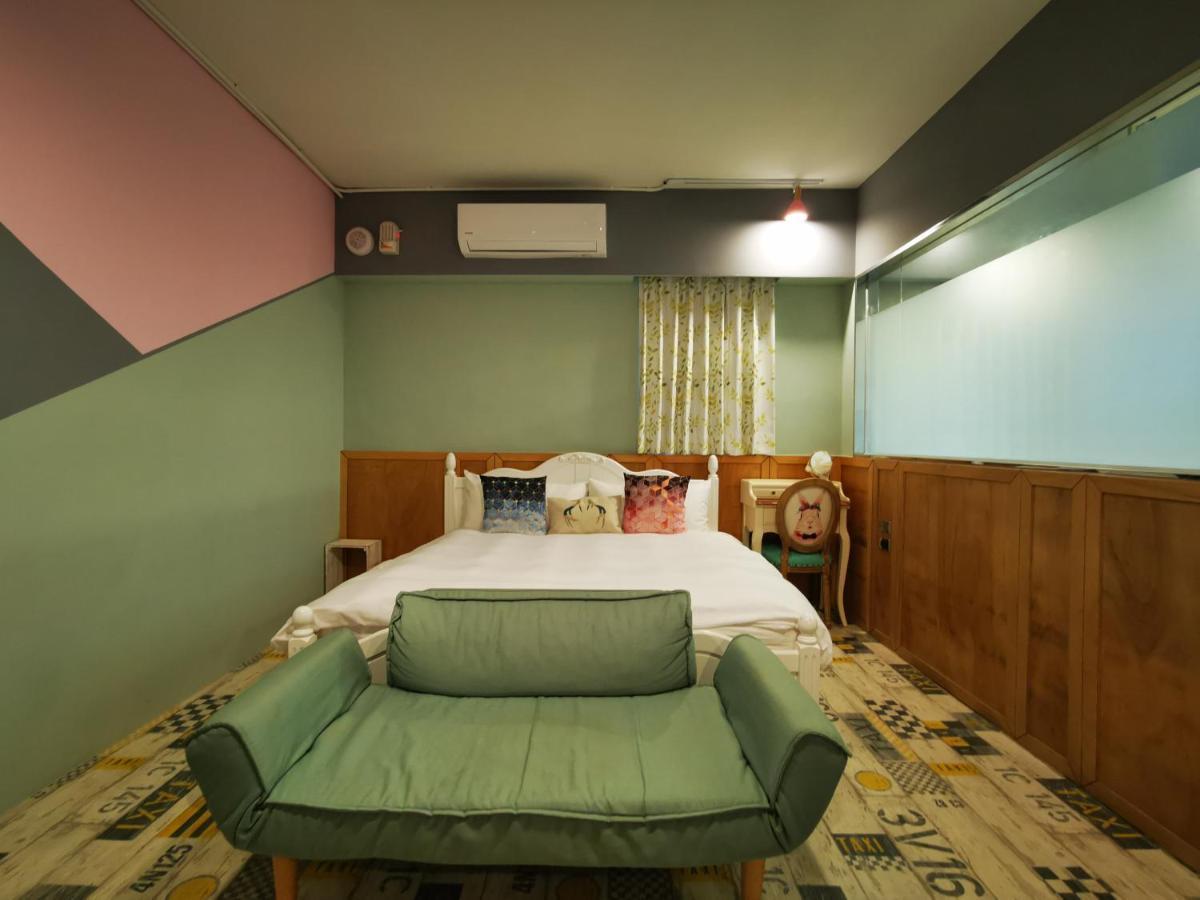Slow Wow Hot Spring Hotel Цзяосі Екстер'єр фото