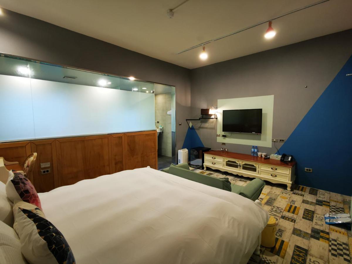 Slow Wow Hot Spring Hotel Цзяосі Екстер'єр фото